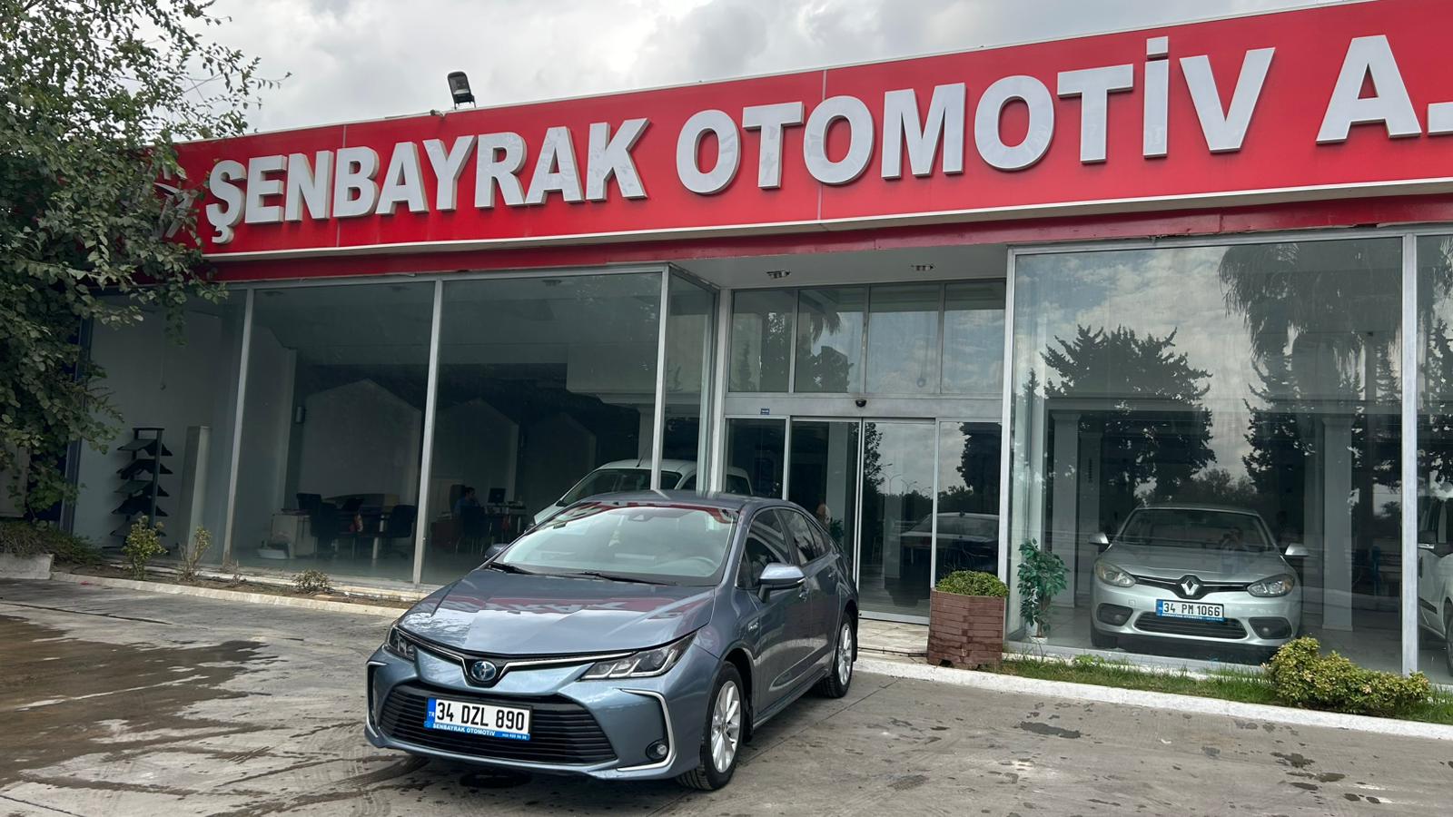 SERVİS BAKIMLI 2021 MODEL TOYOTA COROLLA 1.8 DREAM HYBRID OTOMATİK 
