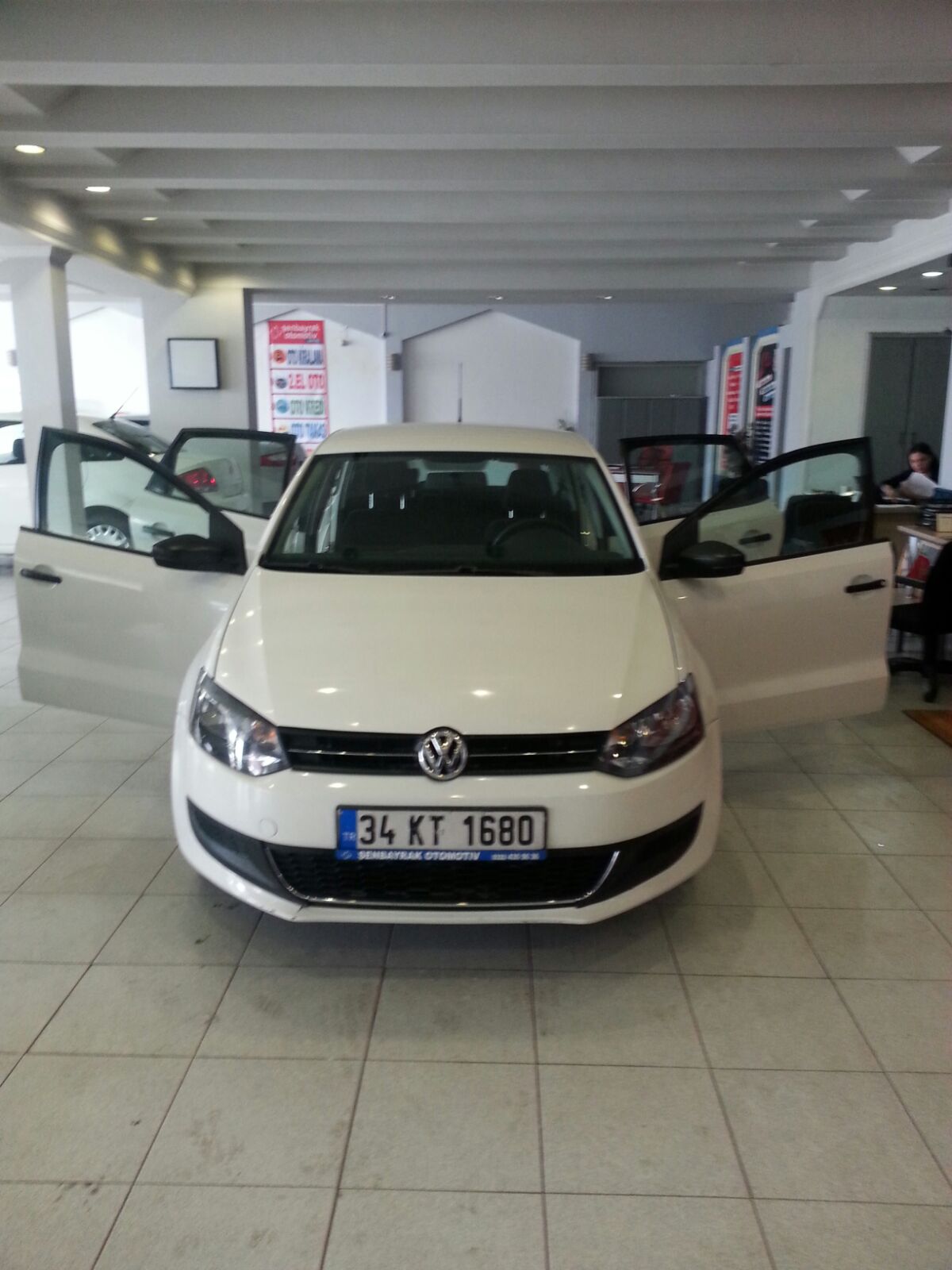 34 KT 1680 -228.500 TL 2013 Volkswagen  Polo  1.2 TDI Trendline 